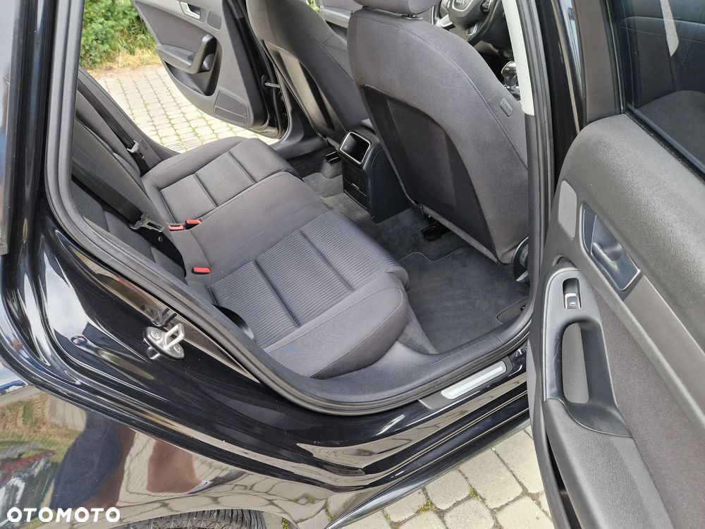 Audi A4 Avant 2.0 TDI DPF multitronic Ambiente - 13