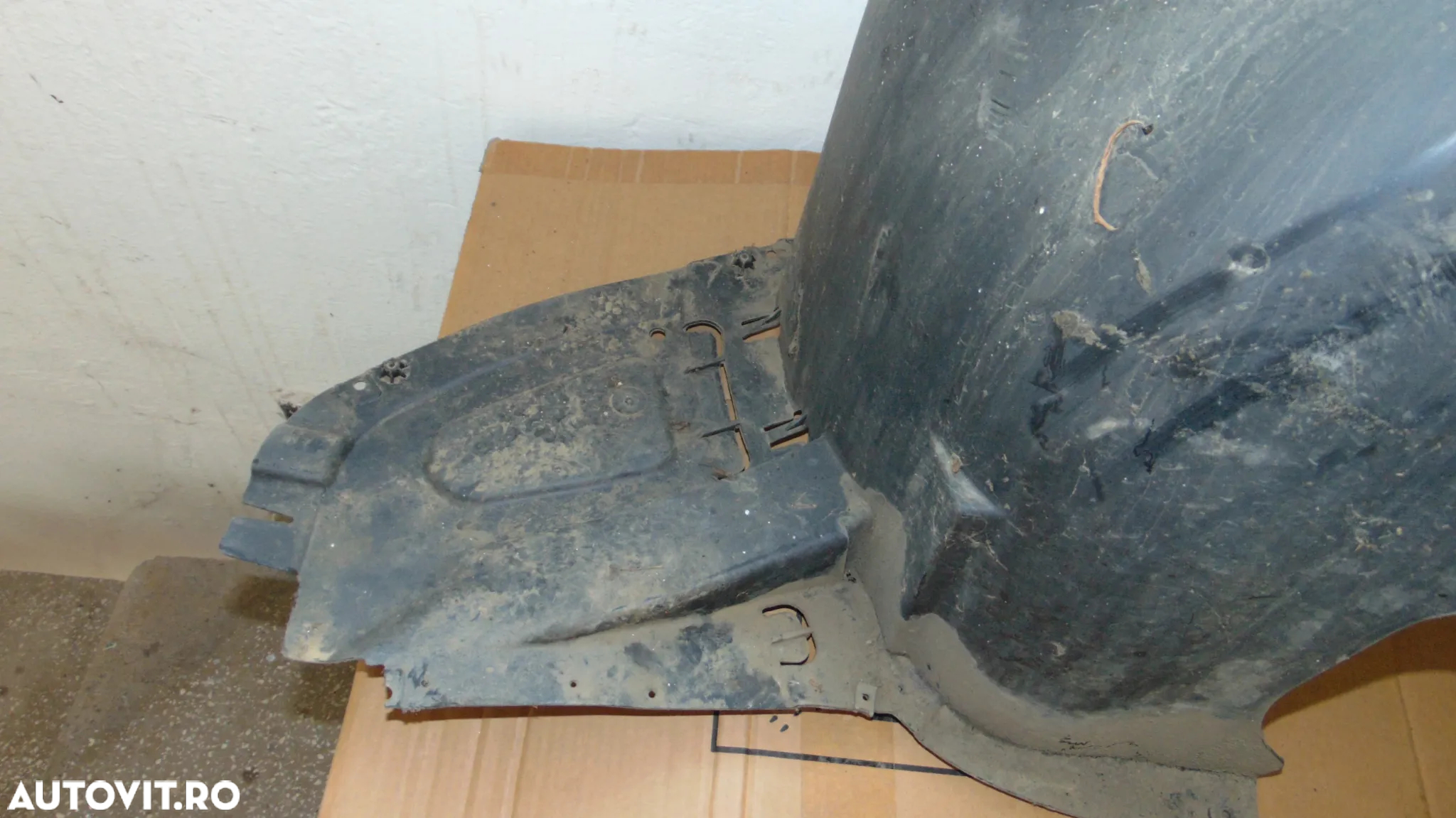 Carenaje aparatori noroi Fata/Spate Skoda Rapid an 2012 - 13