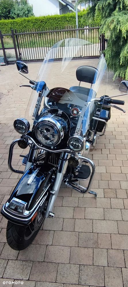 Harley-Davidson Touring Road King - 3