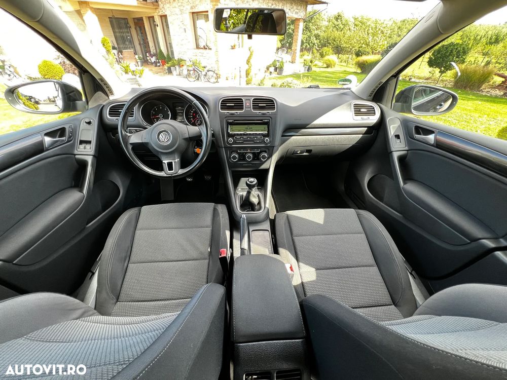 Volkswagen Golf 1.6 Comfortline - 26