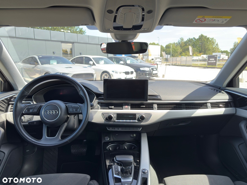 Audi A4 - 12