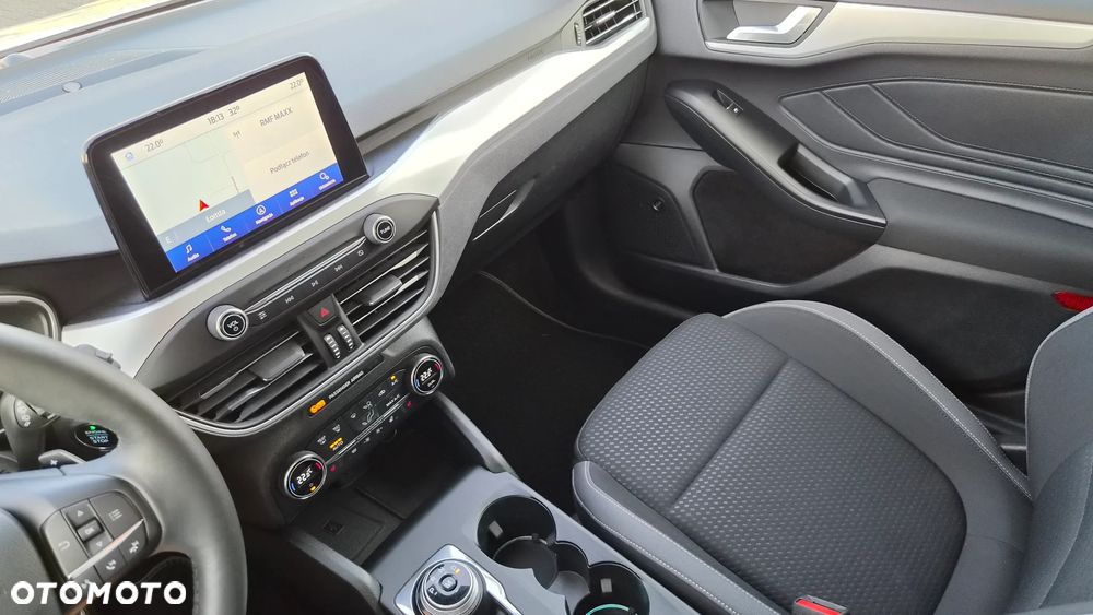 Ford Focus 1.5 EcoBlue Start-Stopp-System TITANIUM DESIGN - 15
