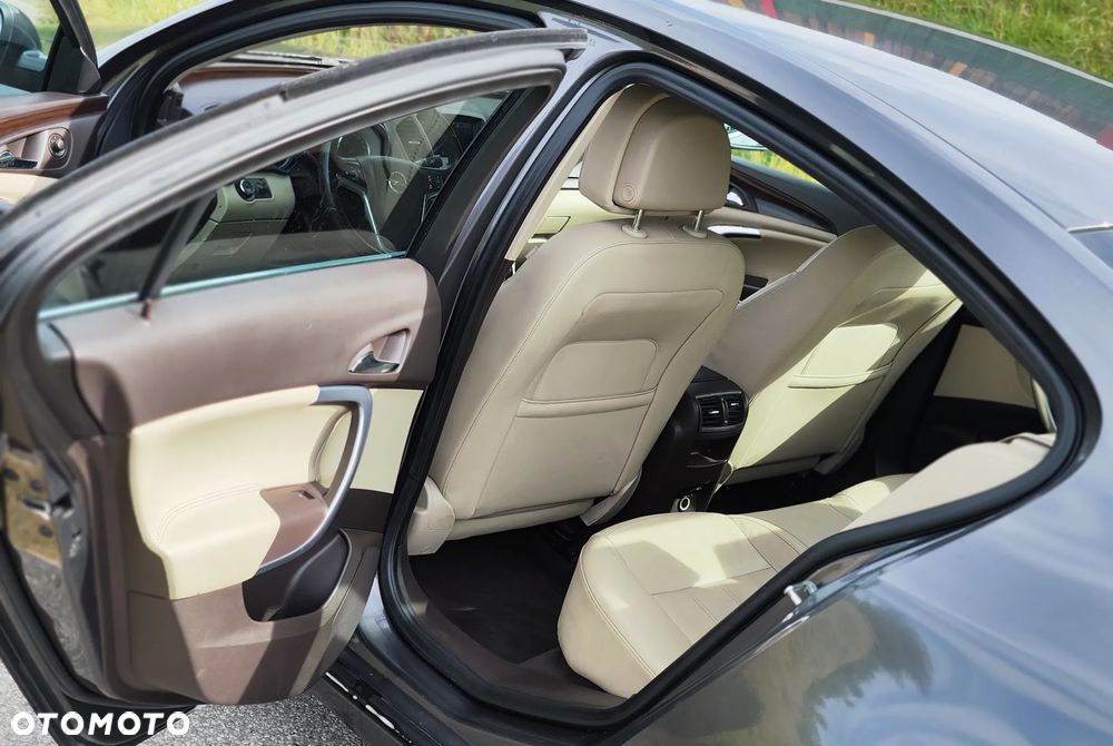 Opel Insignia 2.8 T V6 Cosmo 4x4 - 15