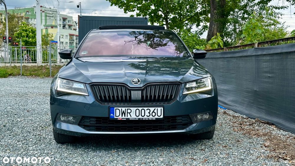 Skoda Superb 2.0 TSI DSG SportLine - 2