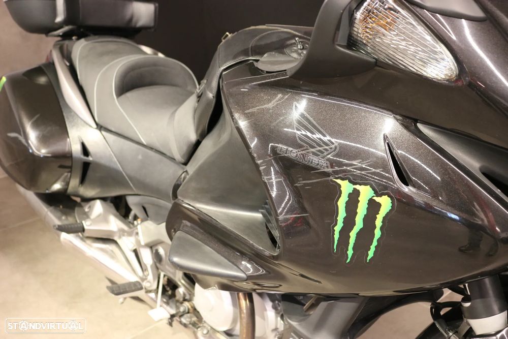 Honda Deauville 700 - 5