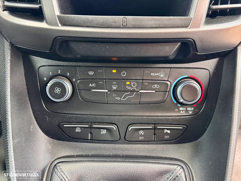 Ford Transit Connect 3L - 11