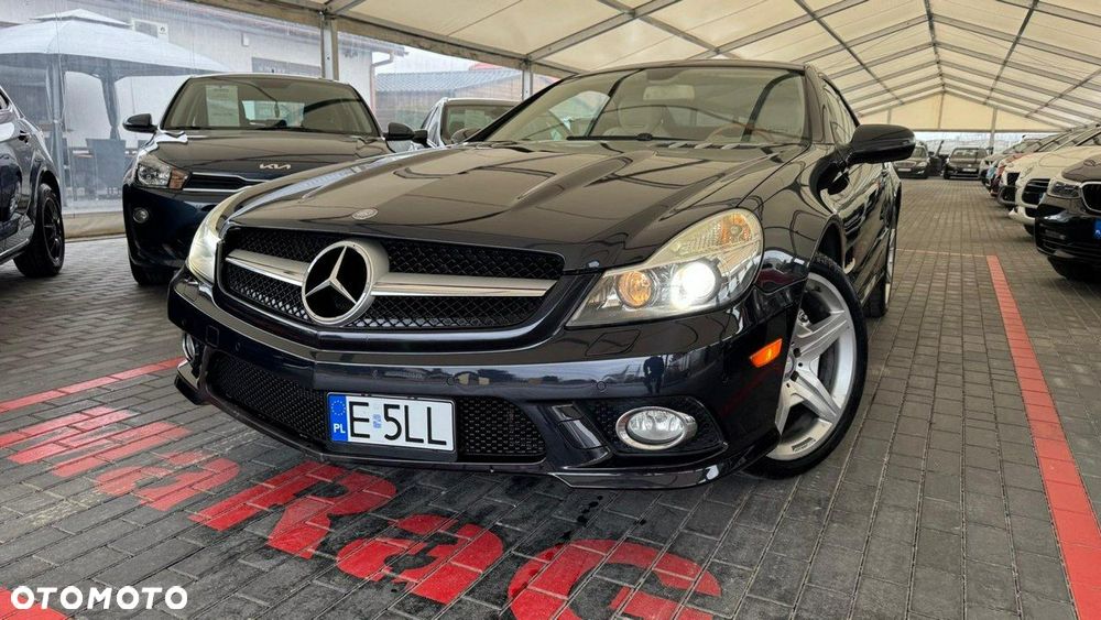 Mercedes-Benz SL - 13