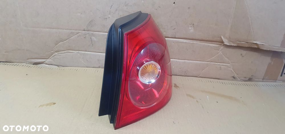 Lampa prawy tył tylna prawa w błotnik VW Golf V HB 1K6945096AA - 1
