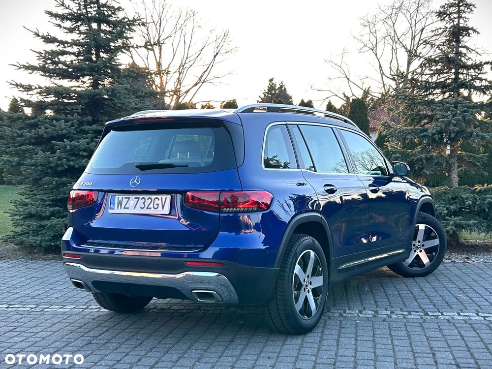 Mercedes-Benz GLB - 9