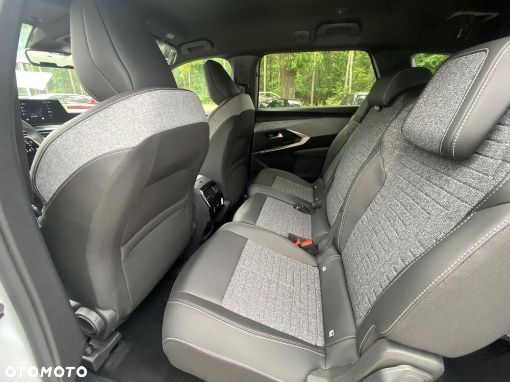 Peugeot 5008 1.2 PureTech mHEV Allure S&S e-DCS6 - 9