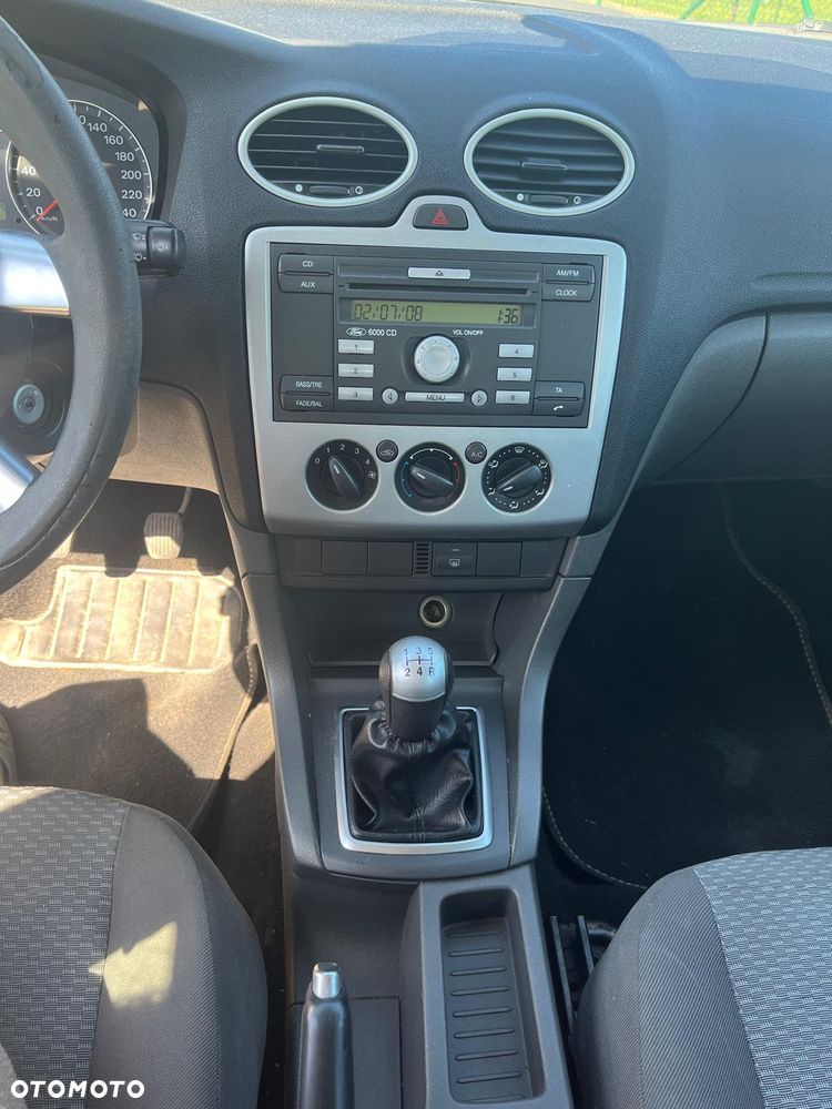 Ford Focus - 9