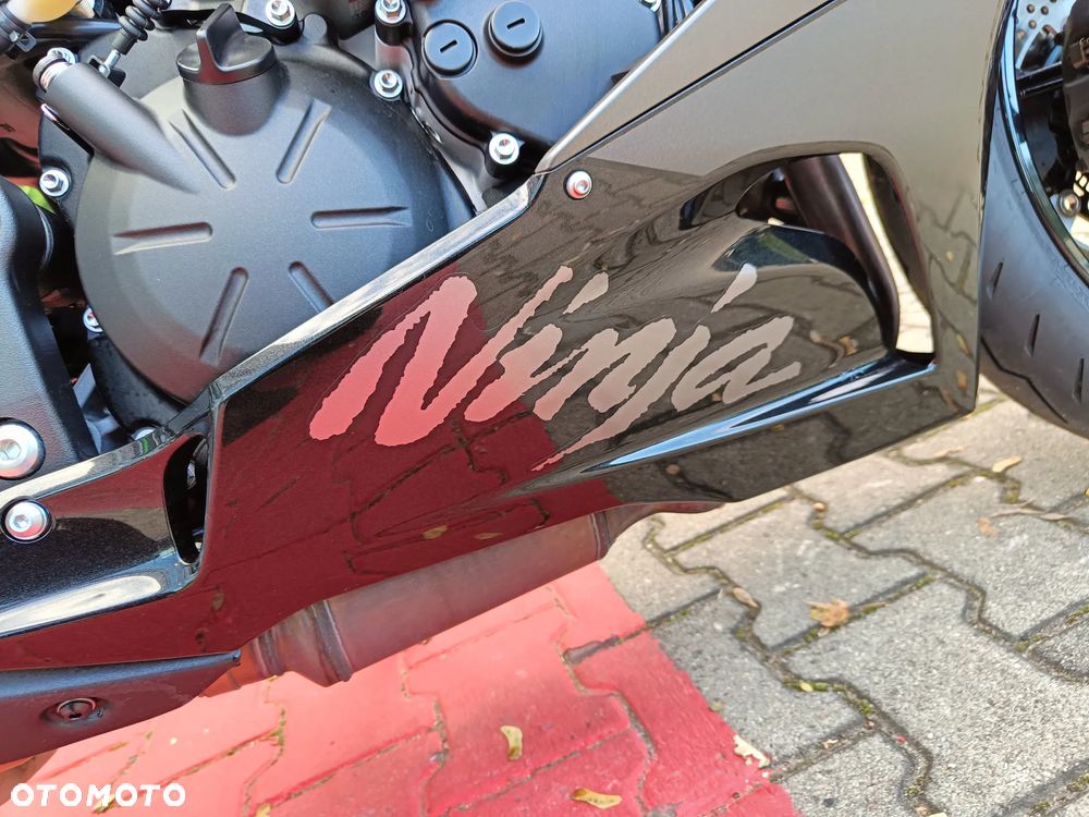 Kawasaki ZX - 21