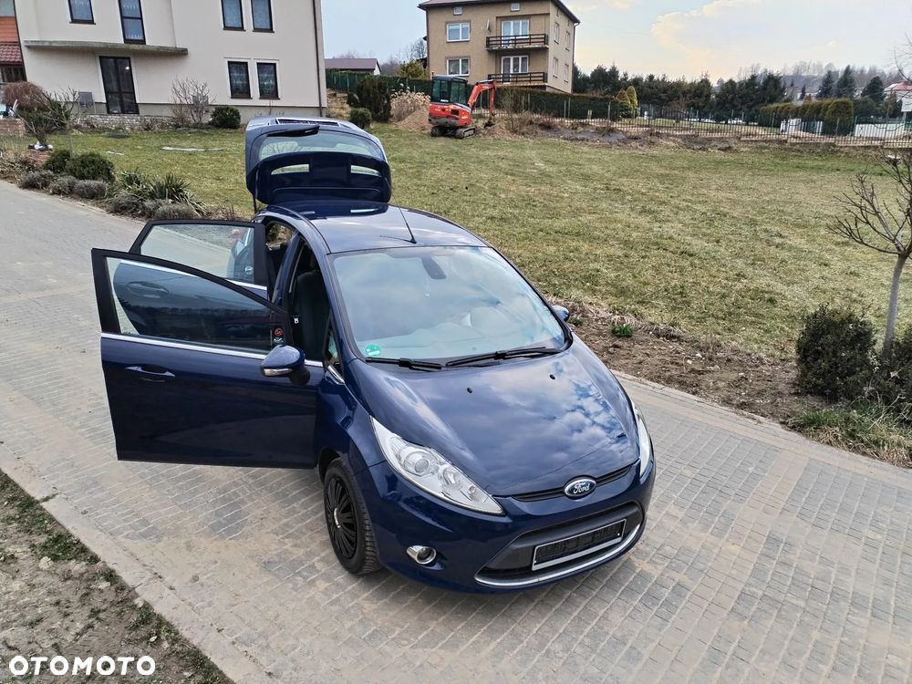Ford Fiesta - 8