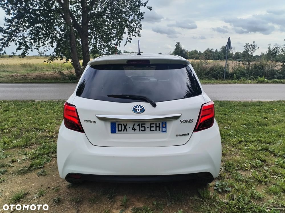 Toyota Yaris 1.5 VVT-i Comfort mit Design Paket - 7
