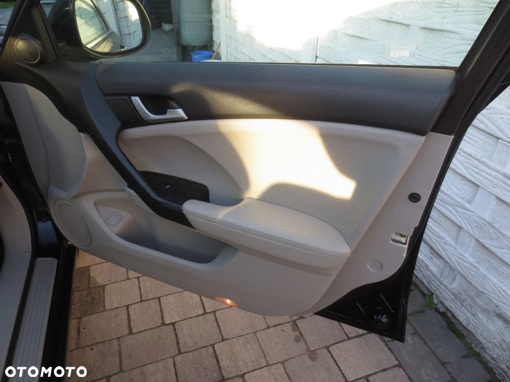 Honda Accord 2.2d Executive Nav+ACC+LKAS - 14