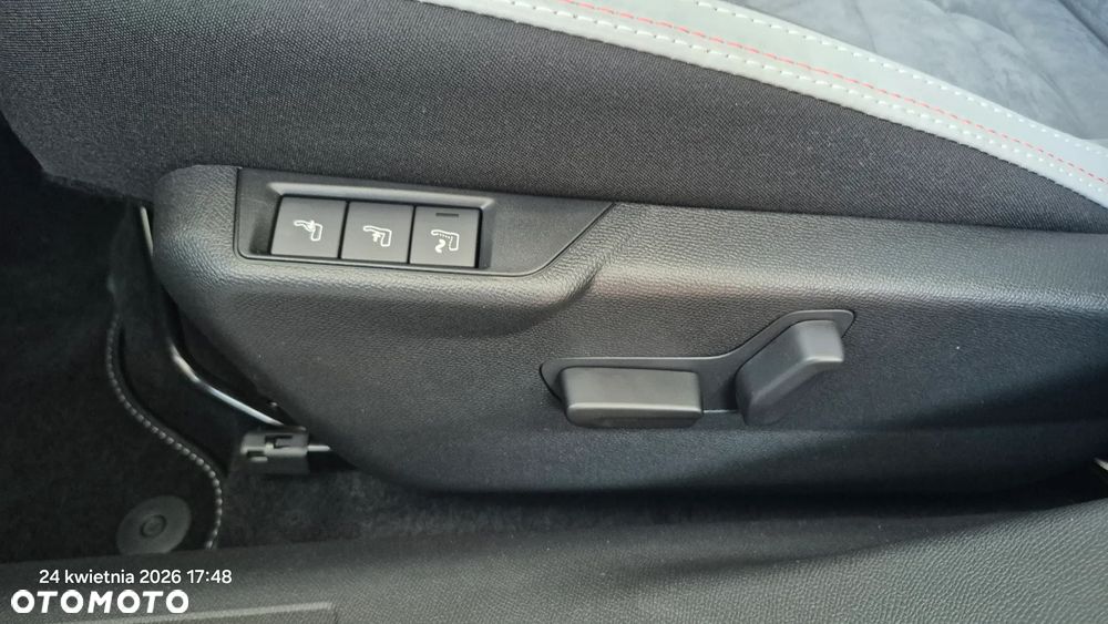 Citroën C4 1.2 mHEV Max eDCT6 - 14