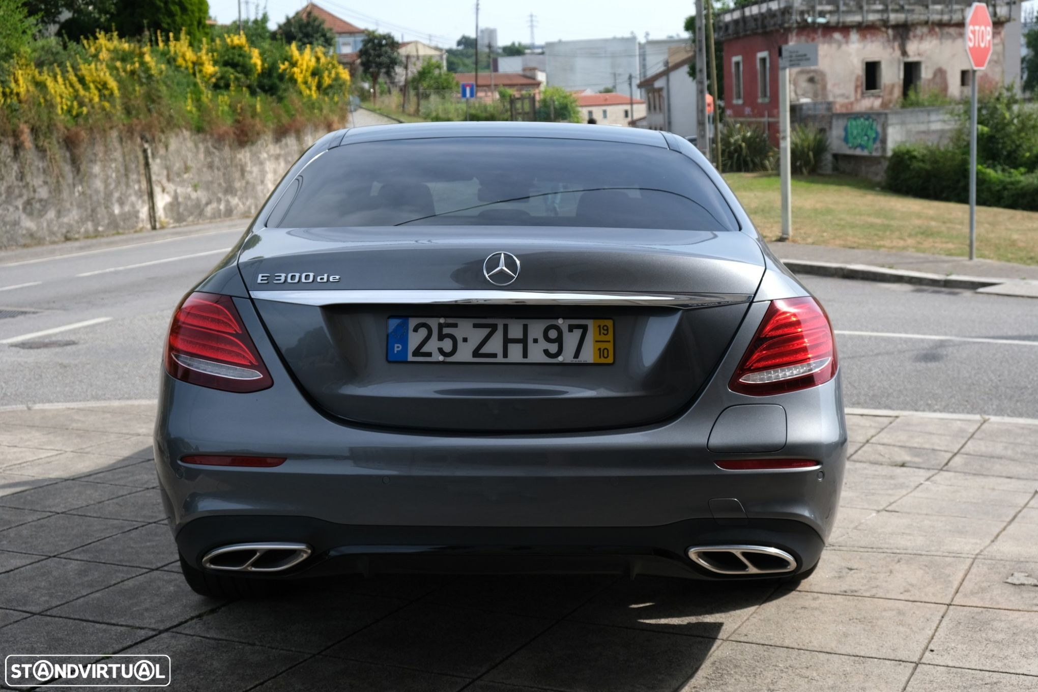 Mercedes-Benz E 300 - 6