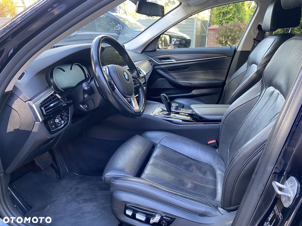 BMW Seria 5 520d xDrive Sport Line sport - 12