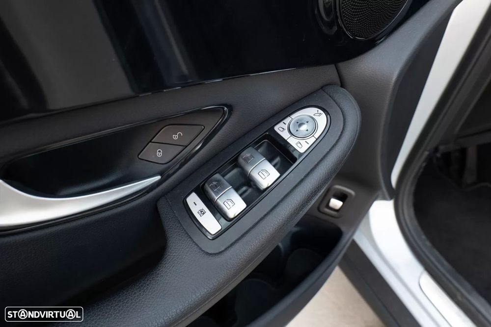 Mercedes-Benz GLC 300 de 4Matic 9G-TRONIC Avantgarde Advanced - 24