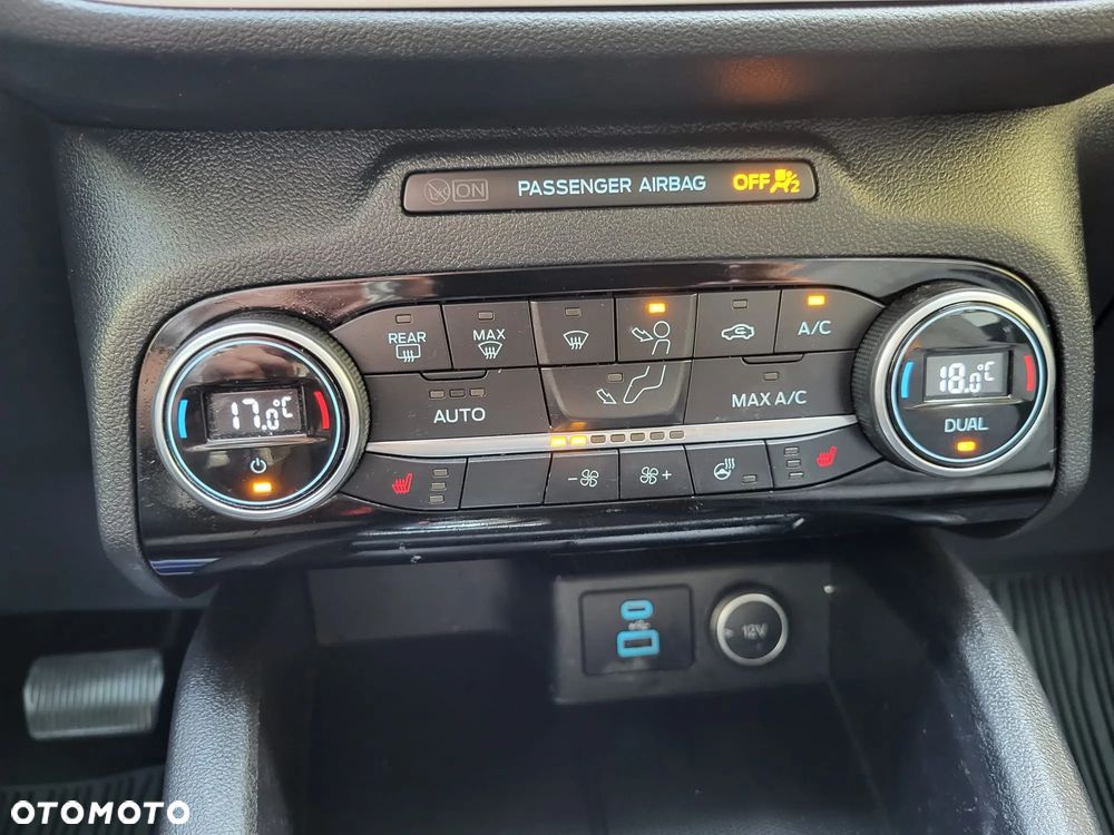 Ford Kuga - 18