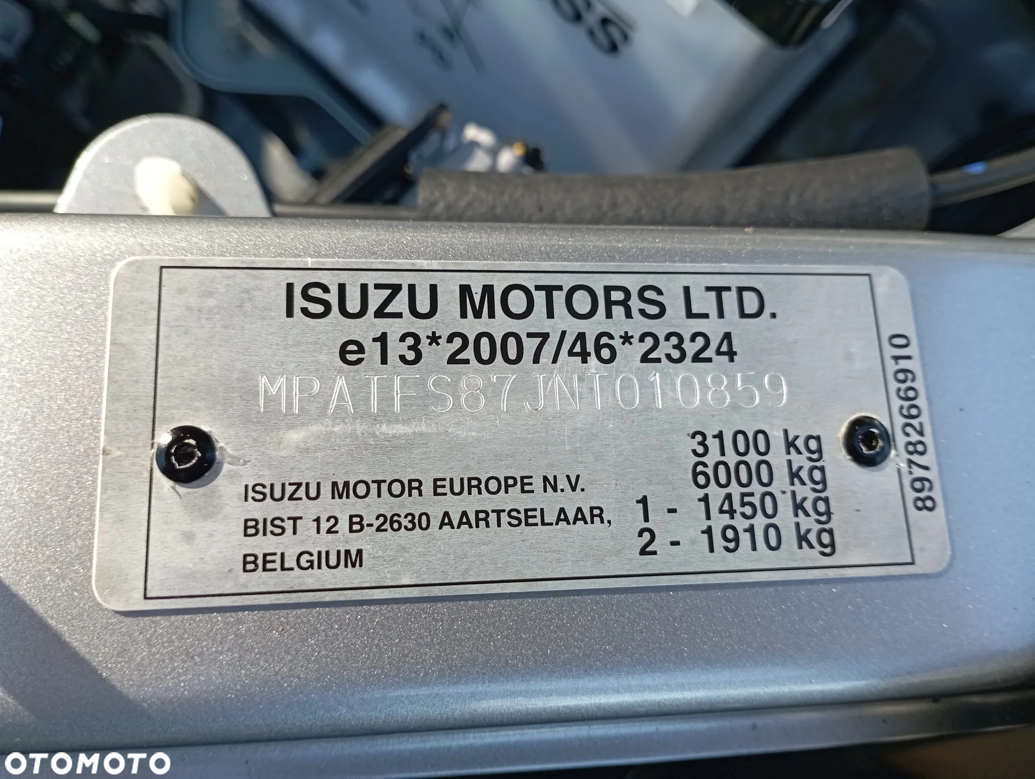 Isuzu D-Max 1.9 DC LS - 39