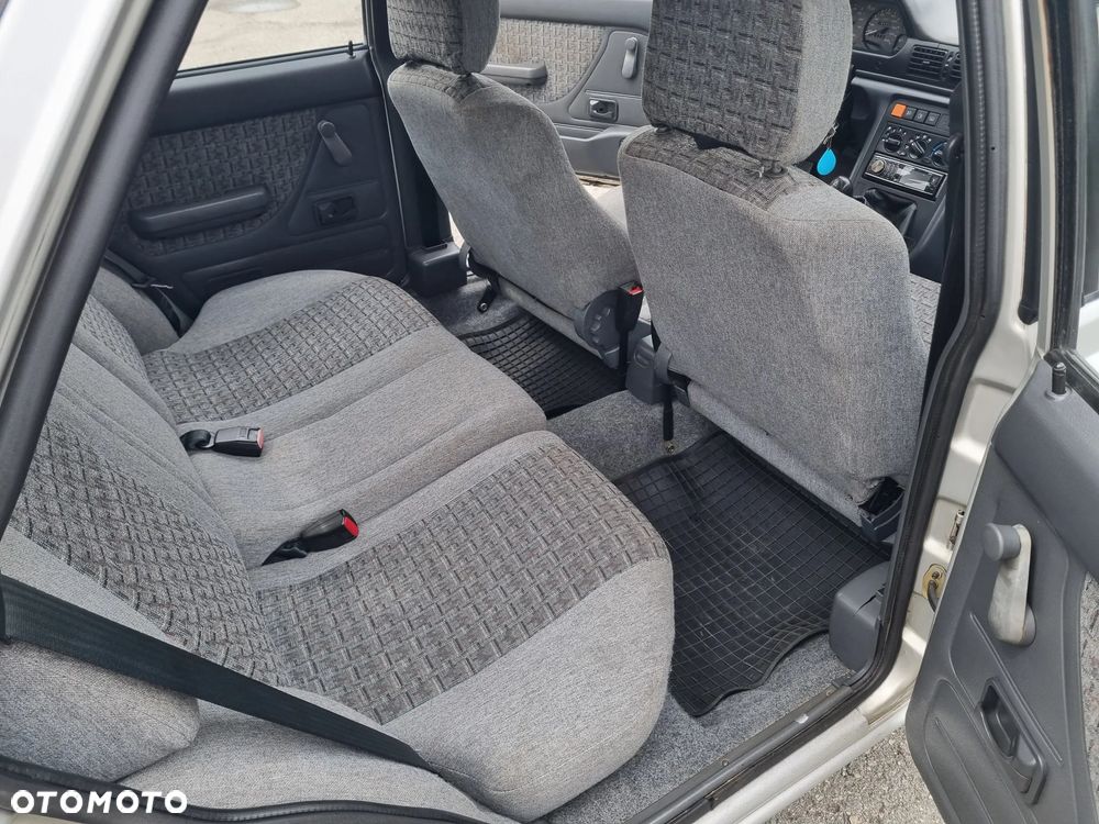 Polonez Caro - 14
