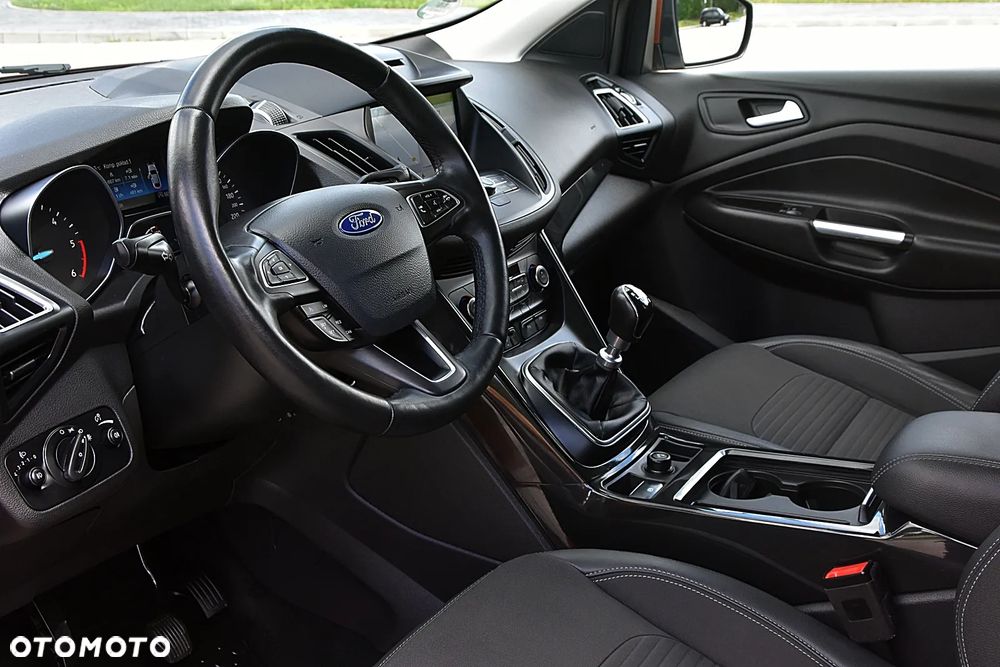 Ford Kuga 2.0 TDCi AWD Titanium - 19
