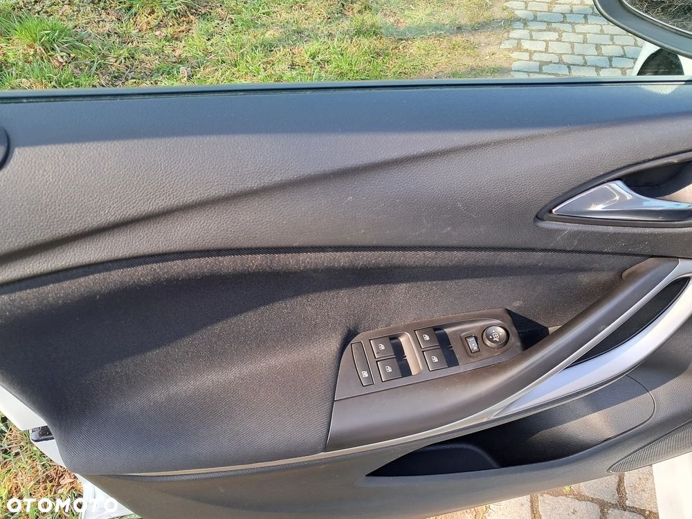 Opel Astra 1.5 D Start/Stop 120 Jahre - 16