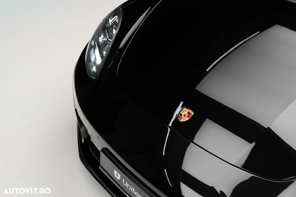 Porsche Panamera 4 - 6