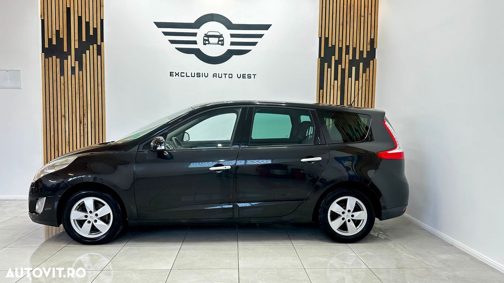 Renault Grand Scenic - 12