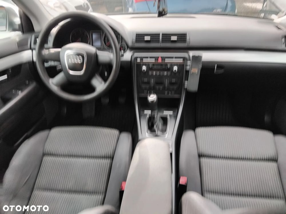 Audi A4 - 14