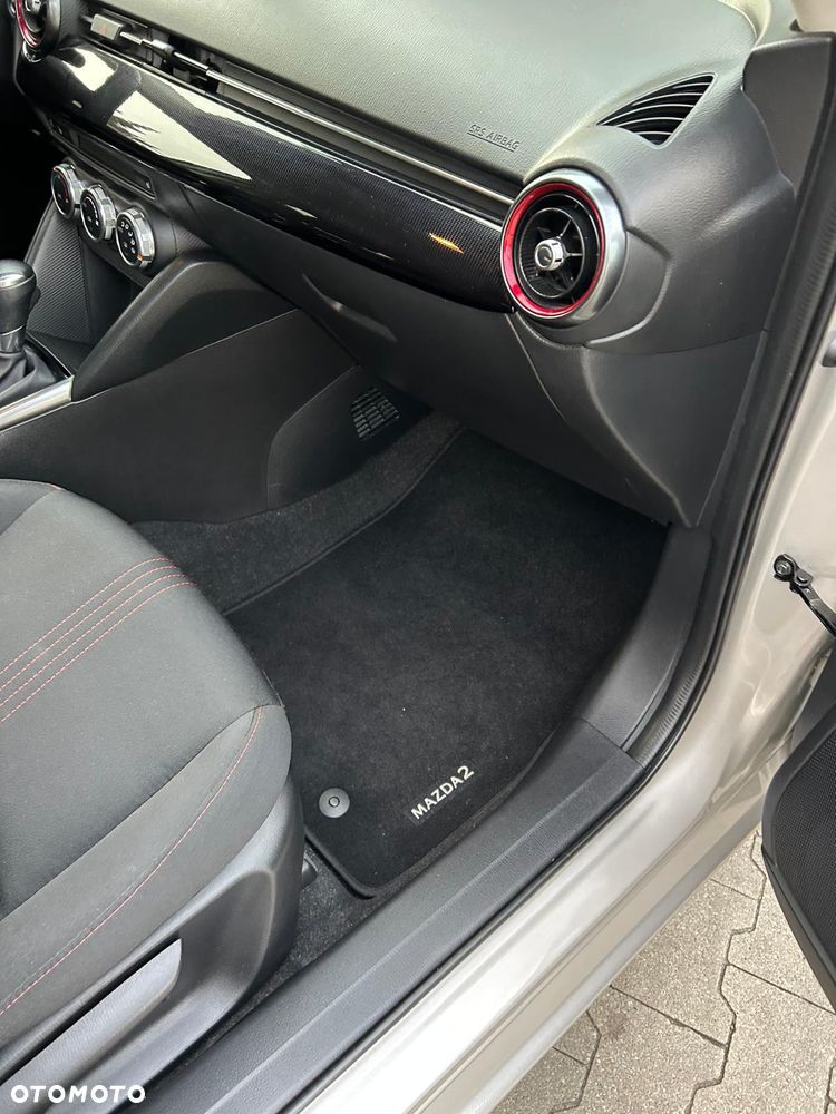 Mazda 2 SKYACTIV-G 90 Homura - 21