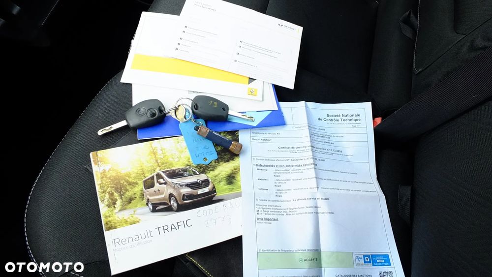 Renault Trafic - 32