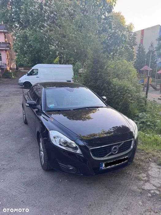 Volvo C70 T5 Momentum - 8