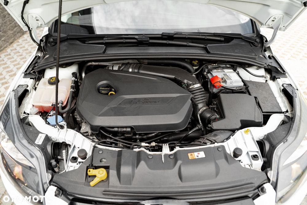 Ford Focus 1.6 EcoBoost Start-Stopp-System Titanium - 38