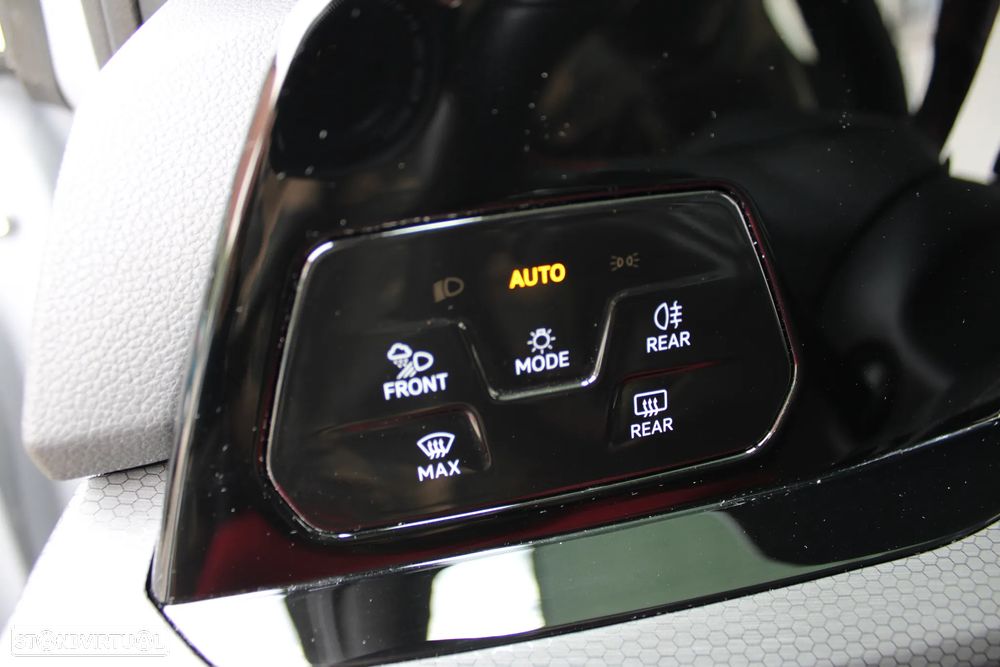 VW Golf 2.0 TSI GTI DSG Performance - 19