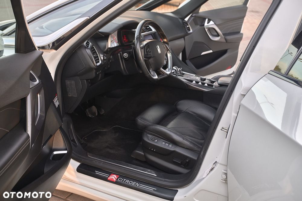 Citroën DS5 BlueHDi 120 Chic - 23
