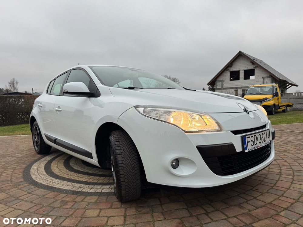 Renault Megane 1.6 16V 100 Authentique - 9