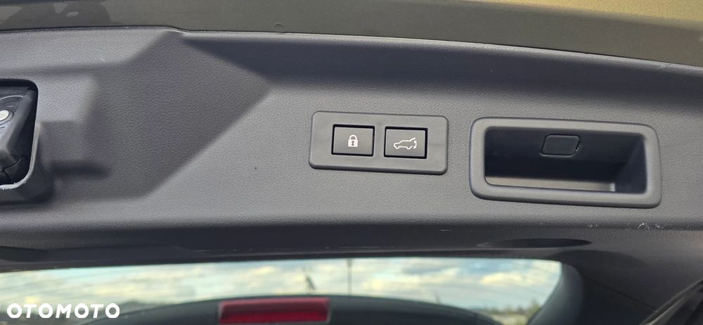 Subaru Forester 2.0ie Lineartronic Platinum - 31