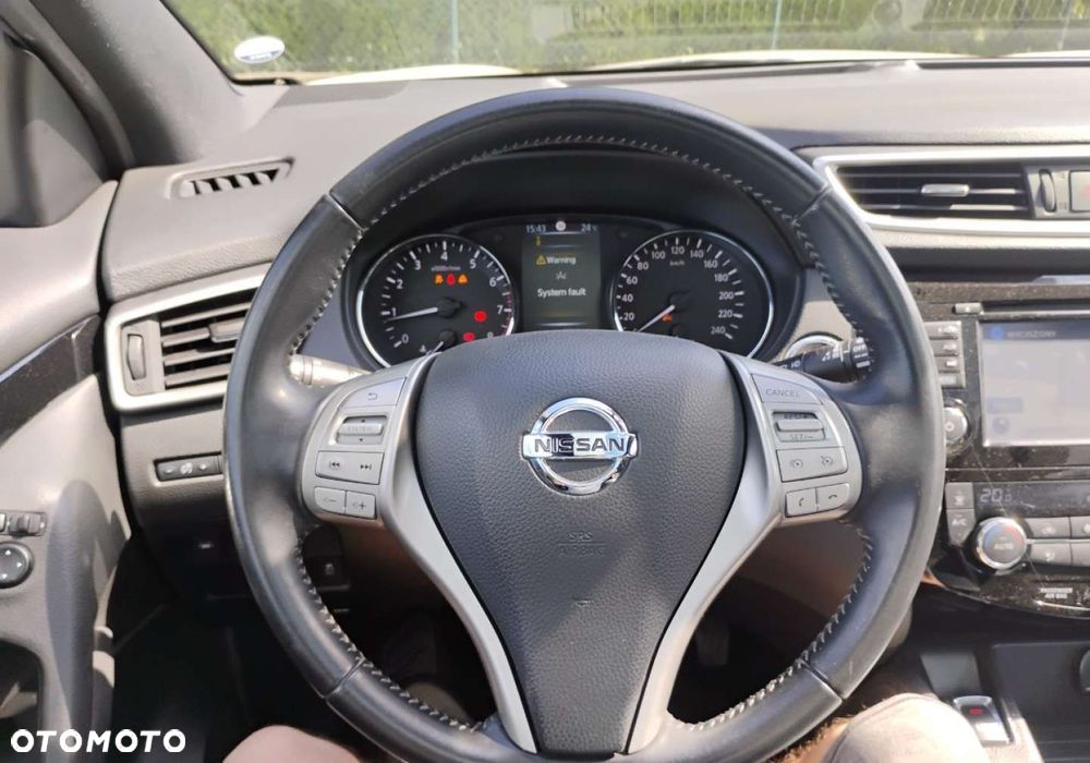 Nissan Qashqai - 14
