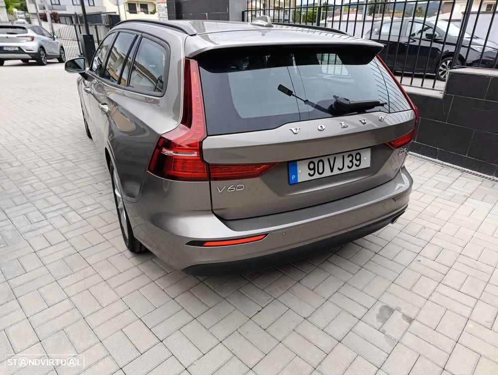 Volvo V60 2.0 D3 Inscription - 4