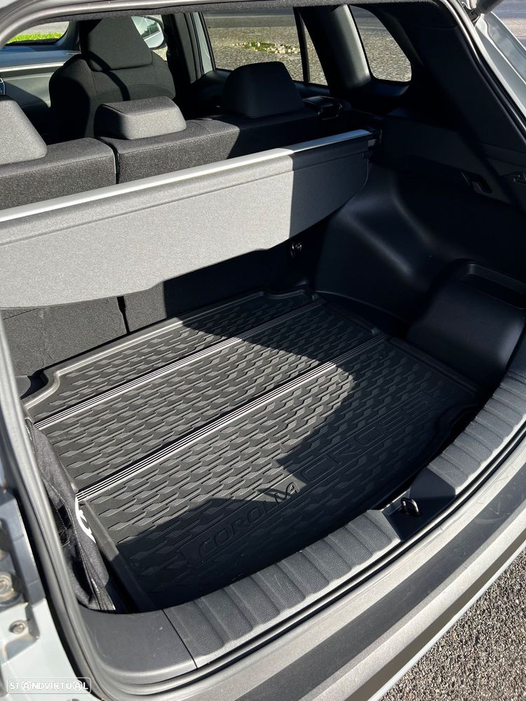 Toyota Corolla Cross - 12