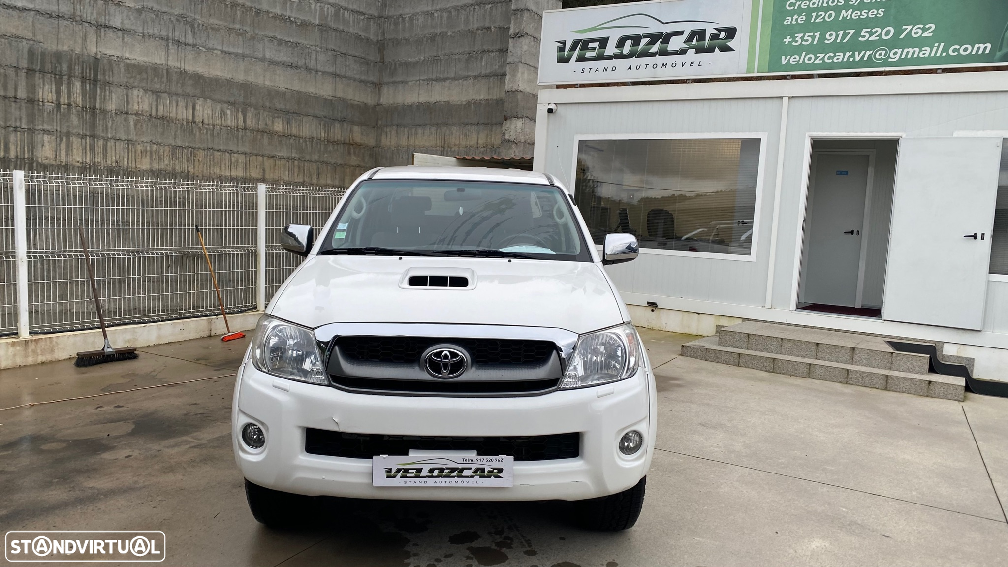 Toyota Hilux 3.0 D-4D 4WD CD Tracker - 4