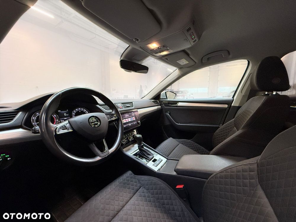 Skoda Superb 1.5 TSI Ambition DSG - 18