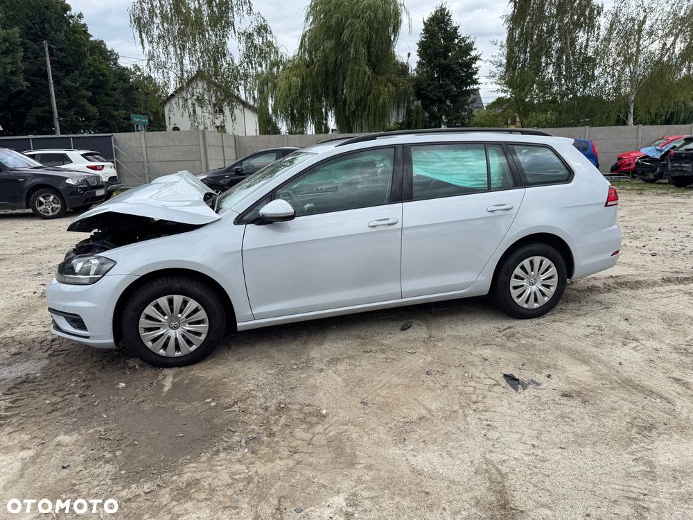 Volkswagen Golf 1.0 TSI (BlueMotion Technology) Trendline - 2