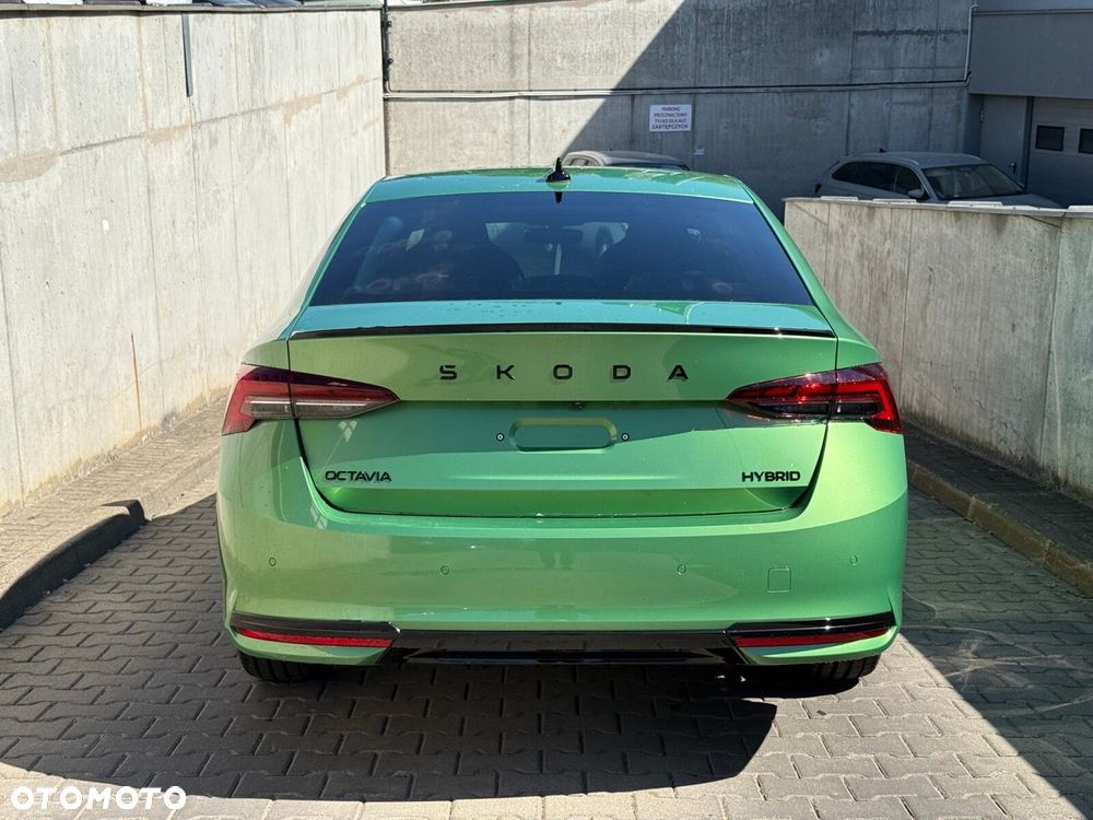 Skoda Octavia 1.5 TSI mHEV Sportline DSG - 7