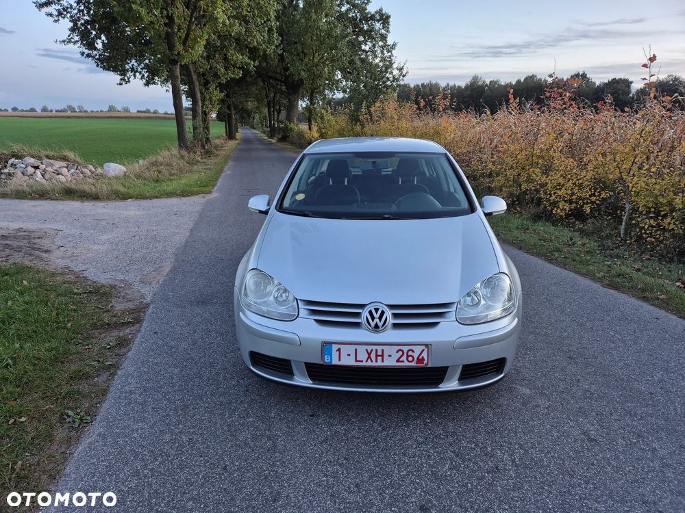 Volkswagen Golf - 27