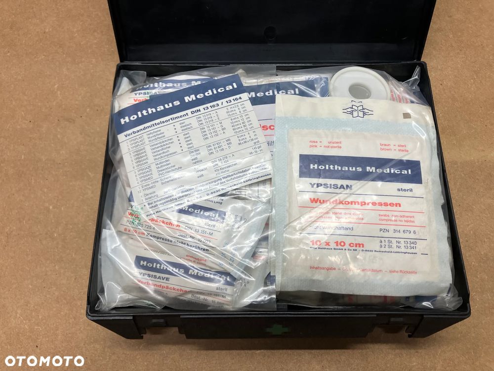APTECZKA ORYGINALNA BMW E32 E34 RARYTAS KOMPLETNA - 4