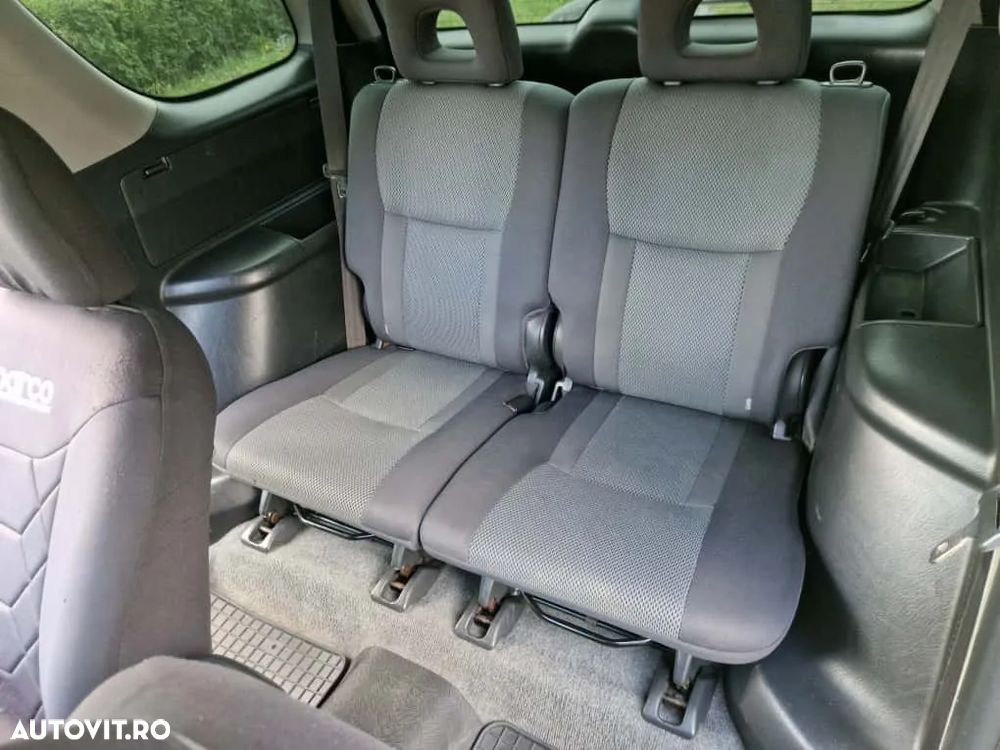 Toyota RAV4 D-4D 4x4 - 18