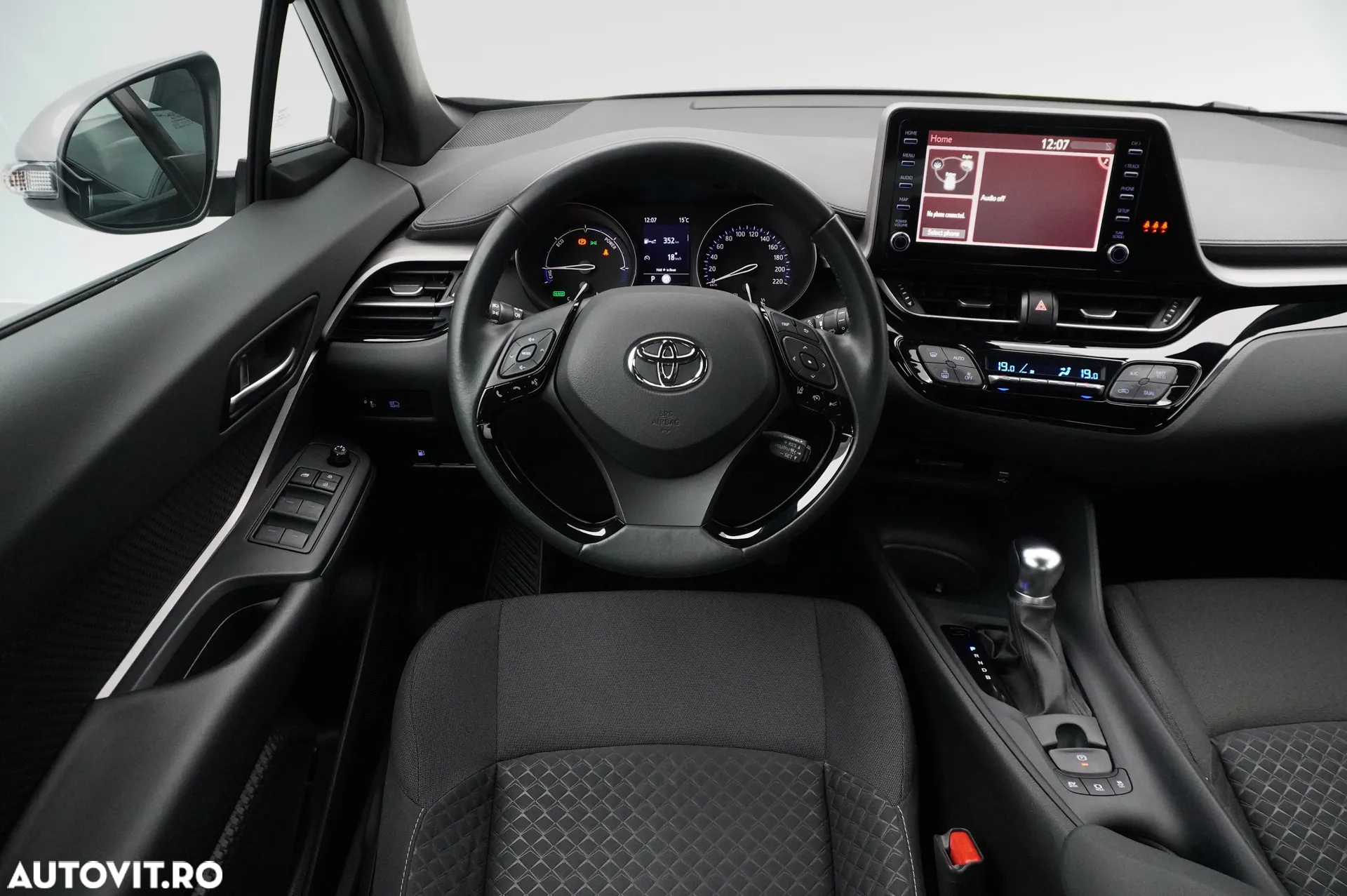 Toyota C-HR 1.8 HSD 122 CP 4x2 CVT Core - 15